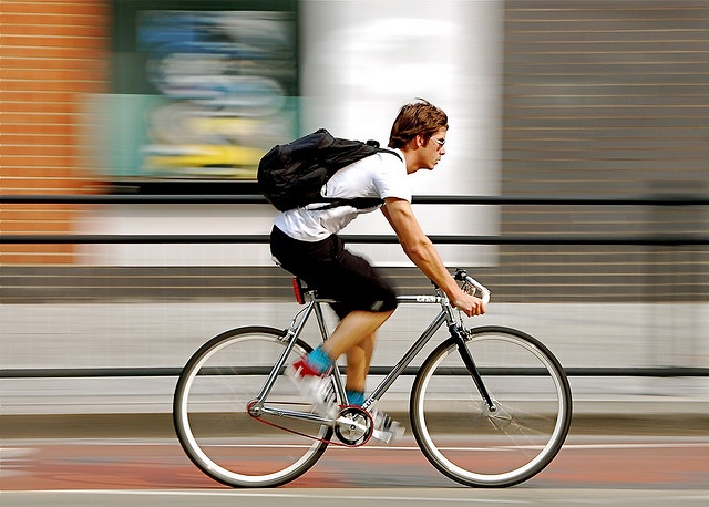 نکات ایمنی در دوچرخه سواری شهری